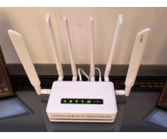 Prodam nov 5G/LTE usmerjevalnik GL.Inet model Spitz AX (GL-X3000) - 5