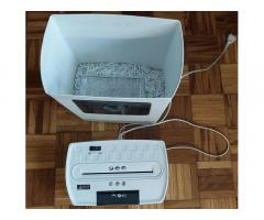 Uničevalnik dokumentov UNITED OFFICE UAV 380 A1 - 2