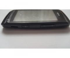 Nokia Asha 305 telefon (RM-766) s polnilcem in USB kablom - 3
