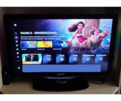 Prodam lepo ohranjen Philips LED-TV 32PFL8605H/12 (z daljincem)