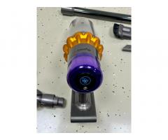 Dyson V15 brezžični sesalnik z Digital Motorbar (Torque Drive) krtačo - 9