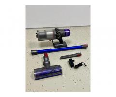 Dyson V11 brezžični sesalnik
