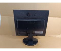 Monitor LG Flatron L1952T 19" - 2