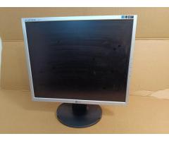 Monitor LG Flatron L1952T 19" - 4