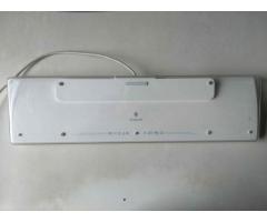 Apple Pro Keyboard A1048 - 3