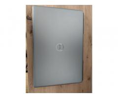 Dell Precision 7750 17,3″ – Intel i7-10.gen., 80 GB RAM, brez diska