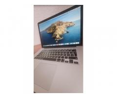 Apple Macbook Pro 15, i7, 2,4 HGz, disk 256 GB, ram 8 GB