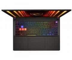 Prenosnik MSI Vector 17 HX AI A2XWHG Ultra 9-275HX/32GB/RTX 5070 Ti/2TB SSD/WIN11P - 3