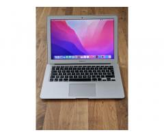 Apple MacBook Air (13-inch, Early 2015)