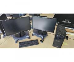 Namizni računalnik, 2x monitor, tipk, miška