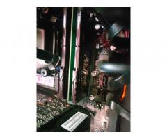 računalnik – i5, 24 GB RAM, SSD, vodno hlajenje + GOLD napajalnik - 5