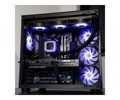 Gaming računalnik AMD Ryzen 7-7800X3D | RTX 5070 | 32GB | 2TB-NVMe | Win 11 - 4