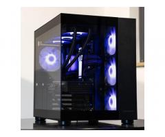 Gaming računalnik AMD Ryzen 7-7800X3D | RTX 5070 | 32GB | 2TB-NVMe | Win 11 - 7