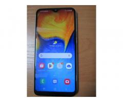 SAMSUNG Galaxy A20e - 4
