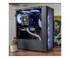 RTX 3060 12GB | Ryzen 5 3600xt | 32GB RAM | 1TB SSD | Gaming Računalnik