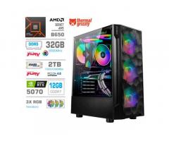 Računalnik MEGA TWR S7 R7-7700/RTX5070/32GB-DDR5/2TB-4.0/750W/Brez OS RGB