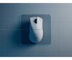 Razer DeathAdder V3 Pro | Brezžična | Bela | Gaming Miška - 3