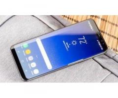 SAMSUNG Galaxy S8 povsem delujoč (je pa počeno steklo)