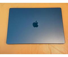 M4 MacBook Pro 16” - 3