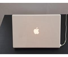 Macbook White Late 2007 + original škatla + original instalacijska CD - 2