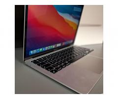 Prenosni računalnik MacBook Air M1 - 4