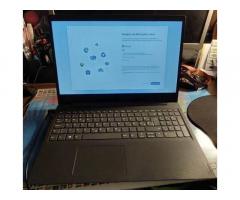 Prenosni računalnik Lenovo V15-ADA