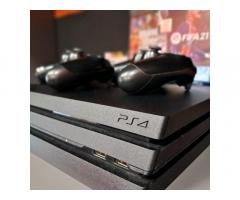 Igralna konzola Playstation 4 pro - 3