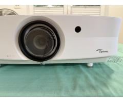 Profesionalen projektor Optoma ZK507-W ugodno prodam - 5