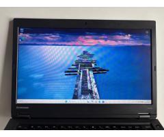 Lenovo i7 (Windows 11) prenosnik