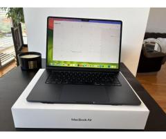 Prodam MacBook Air 15