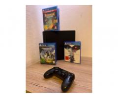Playstation 4 + joystick + 3 igre
