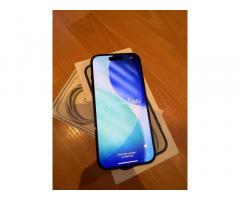 Apple iPhone 15 128GB - 3