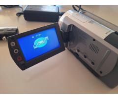 Sony digitalno HDD hamdycamero 30GB DCR-SR50E prodam