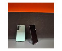 Pametni telefon Samsung Galaxy S22 - 3