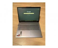 Prenosnik - ODLIČNO OHRANJEN!