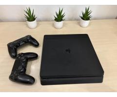 Playstation 4 Slim