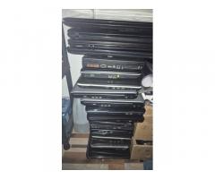 Prenosniki 16 kosov I3,I5,I7 vsi delujoči, brez polnilcev. Spisek prenosnikov v opisu!