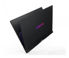 Lenovo Legion Pro 7 16IAX10H - RTX5080
