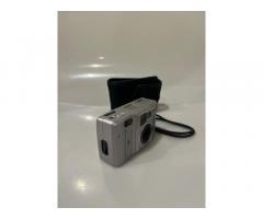 Traveler 35 mm analogni fotoaparat