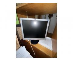 HP L1906 Monitor - 2