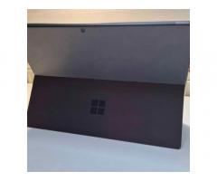 Surface Pro 8 - 2
