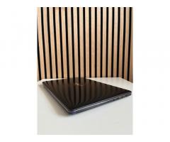Asus ZenBook UX580U i7 GTX1050 16GB Touchscreen Laptop - 4