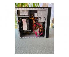 Intel i7 4770 / GTX 1050Ti  / 16 GB RAM / 240 GB SSD - 8