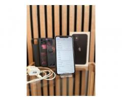 Apple iPhone 11 64GB + Polnilec, Škatla in 3 Ovitki - 3