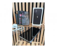 Apple iPhone 11 64GB + Polnilec, Škatla in 3 Ovitki - 9