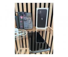 Apple iPhone 11 64GB + Polnilec, Škatla in 3 Ovitki - 10