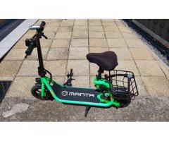 Električni skiro Manta
