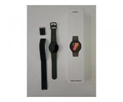 Prodam odlično ohranjeno pametno uro Samsung Galaxy watch 7 40mm v zeleni barvi