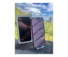Apple iPhone 16 Pro - 128GB - Zlat - Izjemno ohranjen - 90% zdravje baterije - 4