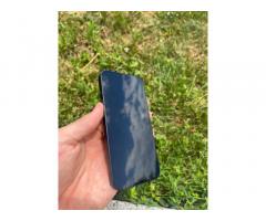 Apple iPhone 14 - 256GB - Lepo ohranjen - 85% baterija - Brezhiben - 9